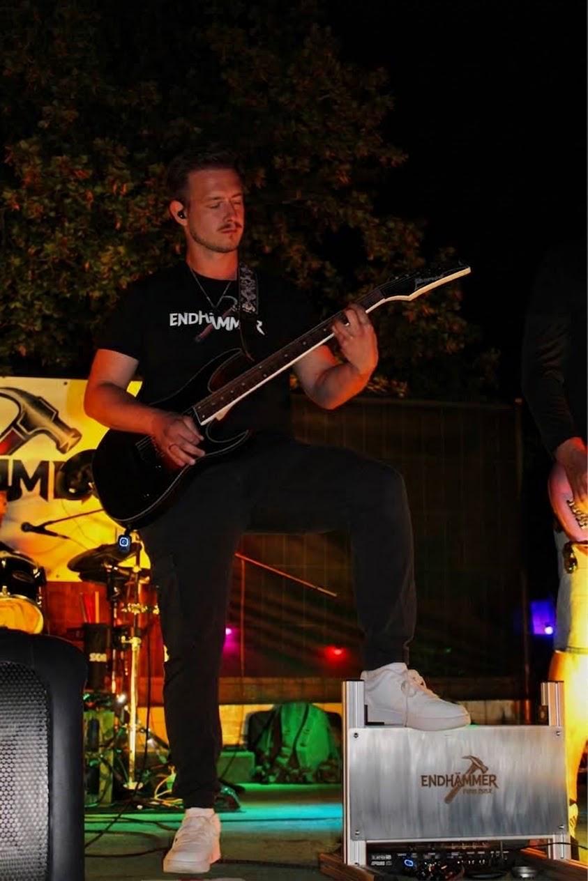 Justin, Gitarre